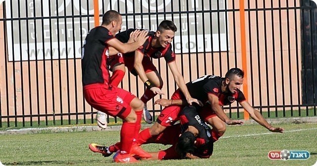 שחקני קאסם חוגגים (לירן דורף)